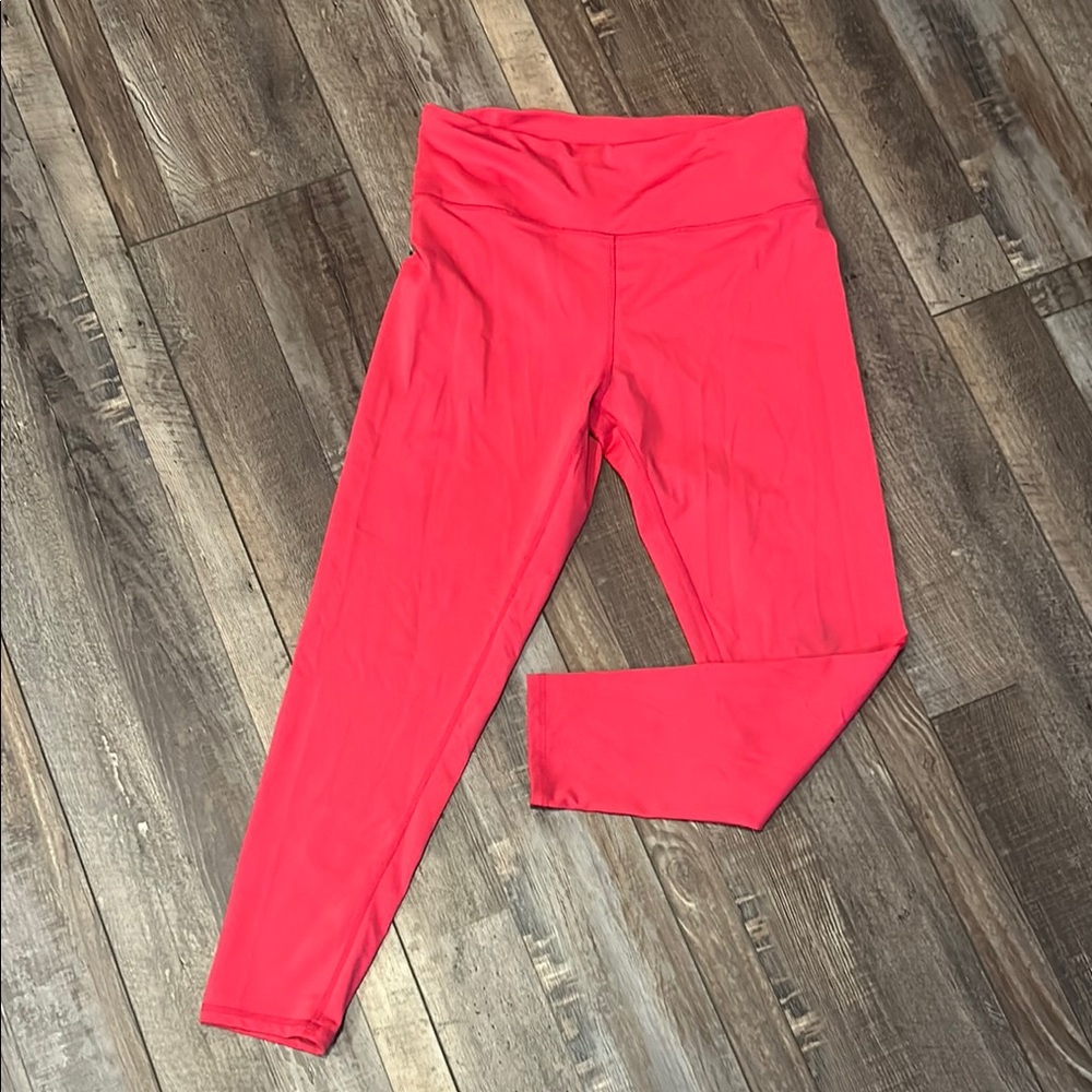Marika Women's Cropped Pants in Bright Pink